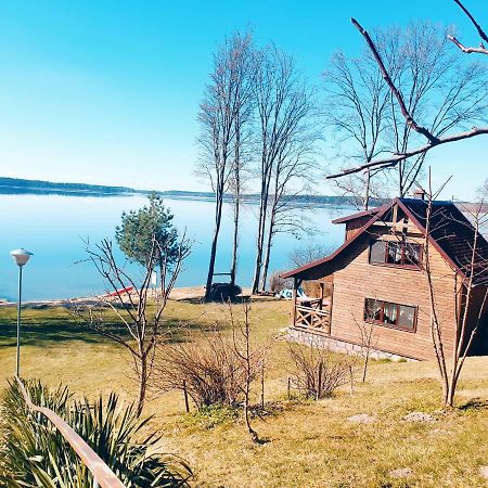 Domek Nad Jeziorem Na Mazurach-Marta Jeziorowskie Extérieur photo