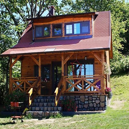 Domek Nad Jeziorem Na Mazurach-Marta Jeziorowskie Extérieur photo